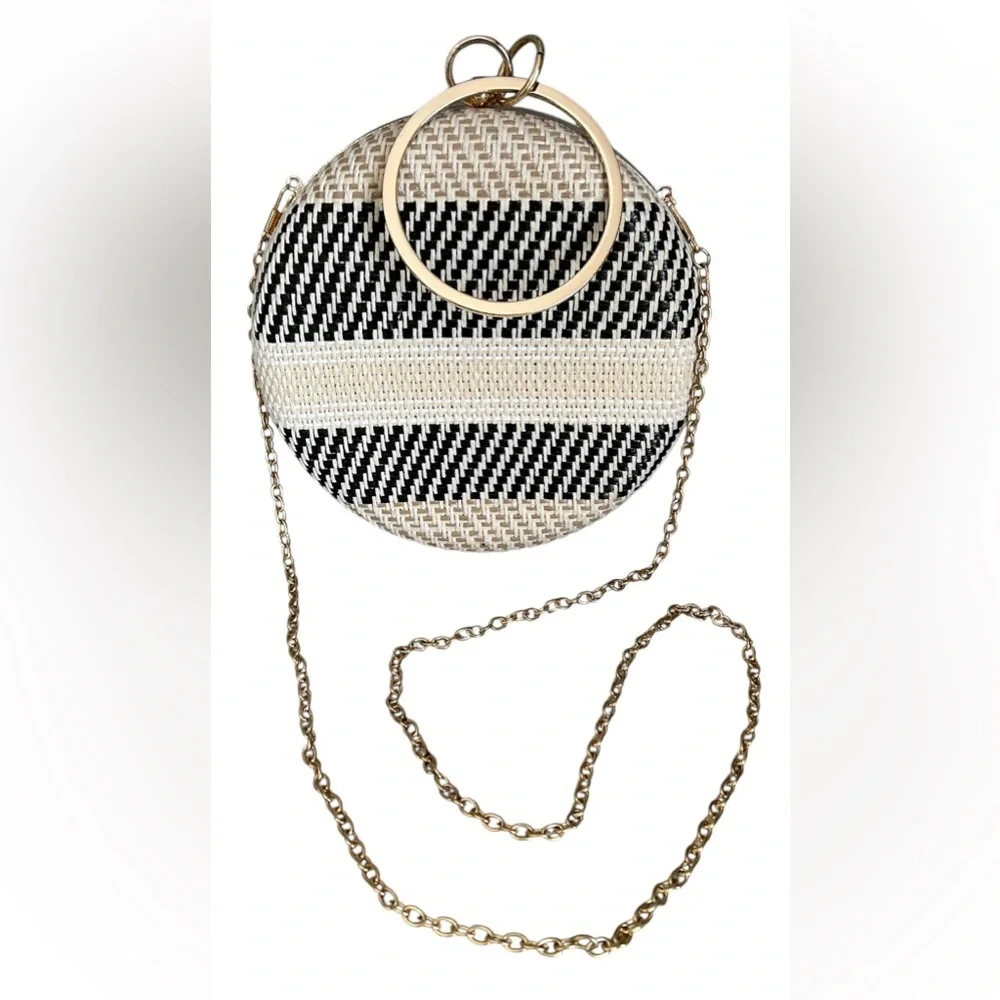 Savanna Cream Black Round Woven Crossbody Satchel Gold Chain Boho Bag Purse - Picture 6 of 13